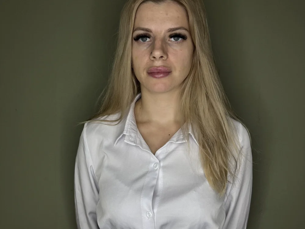 LeaBeahan's Offline Chat Room
