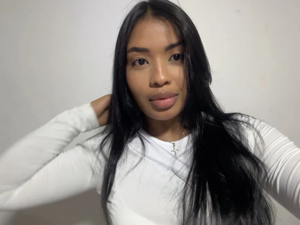 EbonyStarsn Offline XXX chat