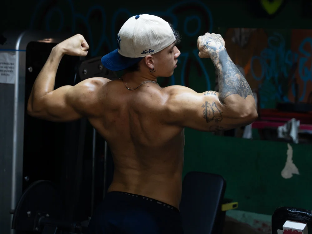 axel_taylor21 Offline XXX-chat