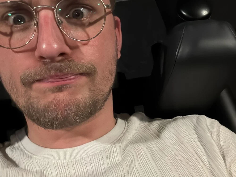 Evilass25's Offline Chat Room