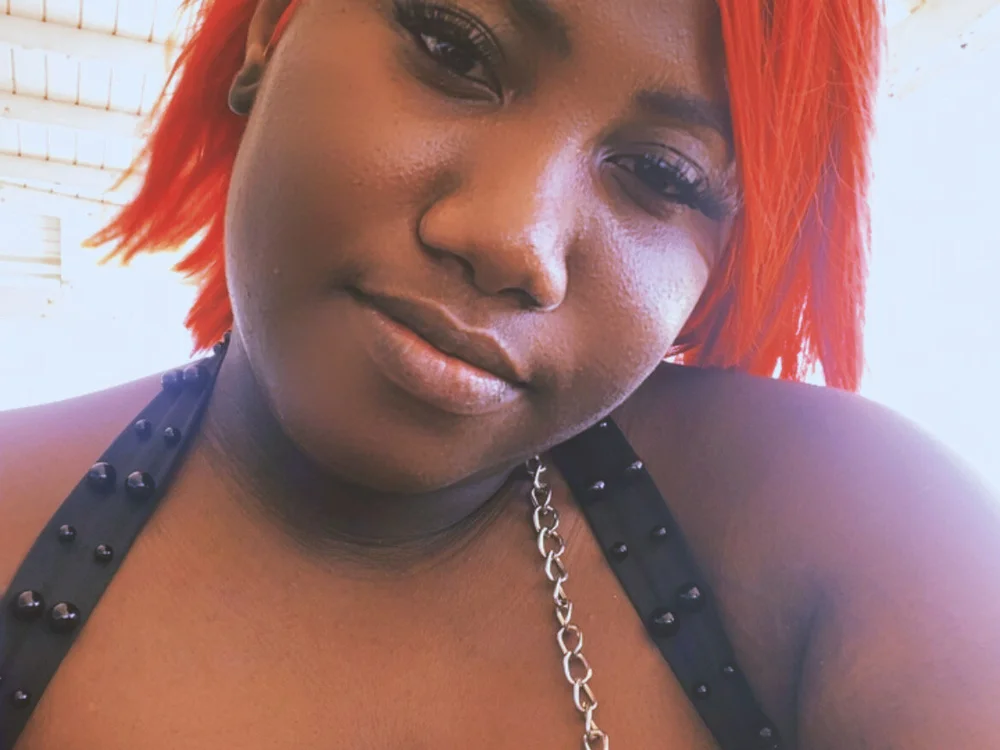 Snacksizebritt's Offline Chat Room