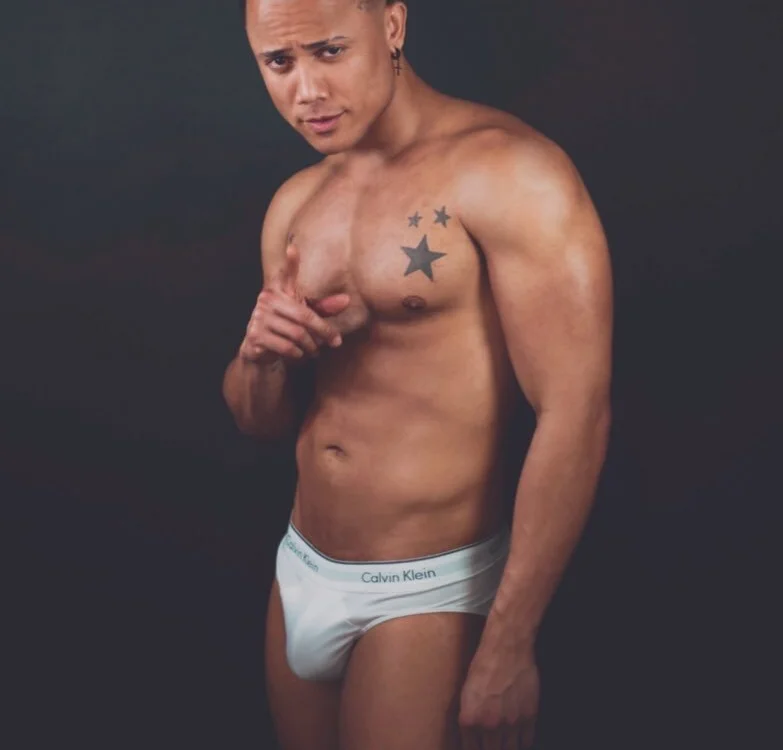 Sexyboyoficial offline chat-rom