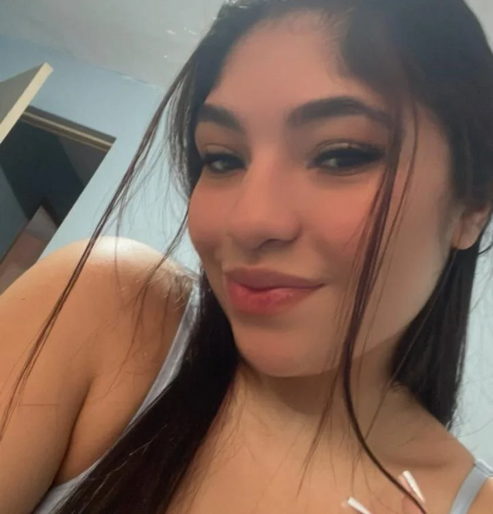 iam_miah Chat XXX offline