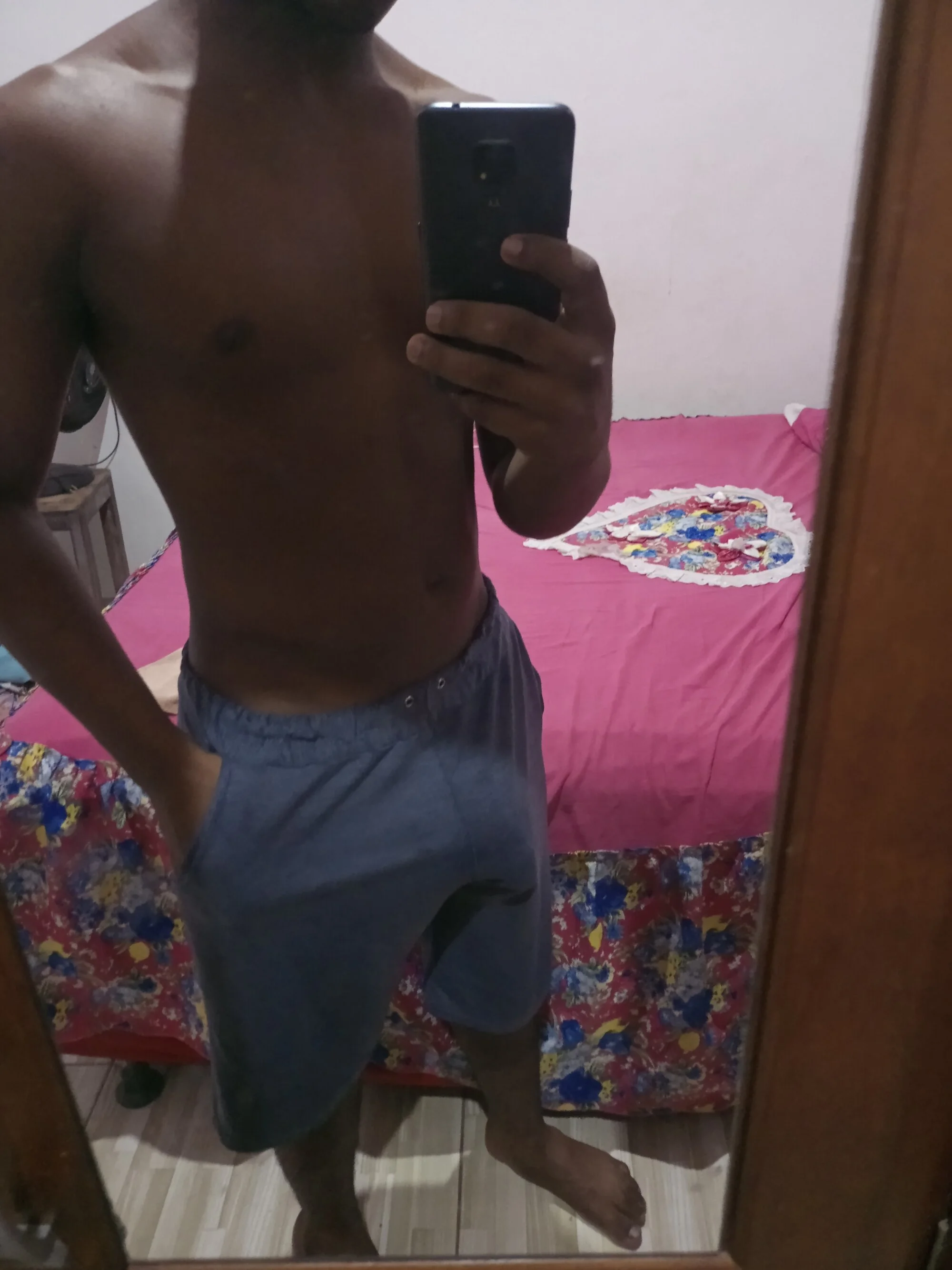 Eduardonxndndndm live webcam