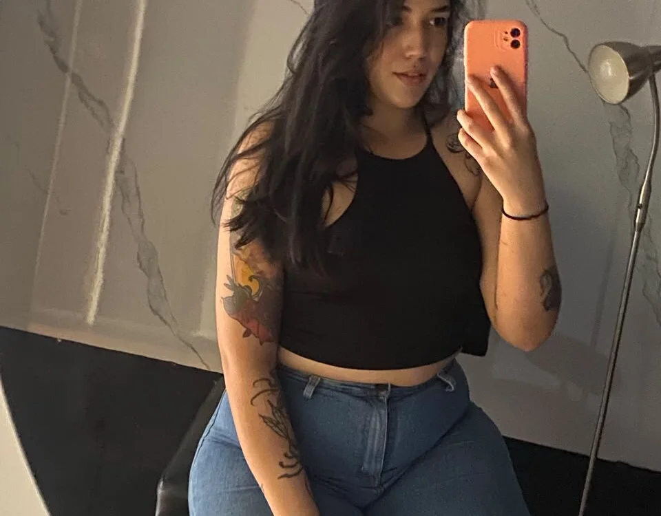 fatamorgana01 Adlı Modelin Çevrimdışı XXX Sohbeti