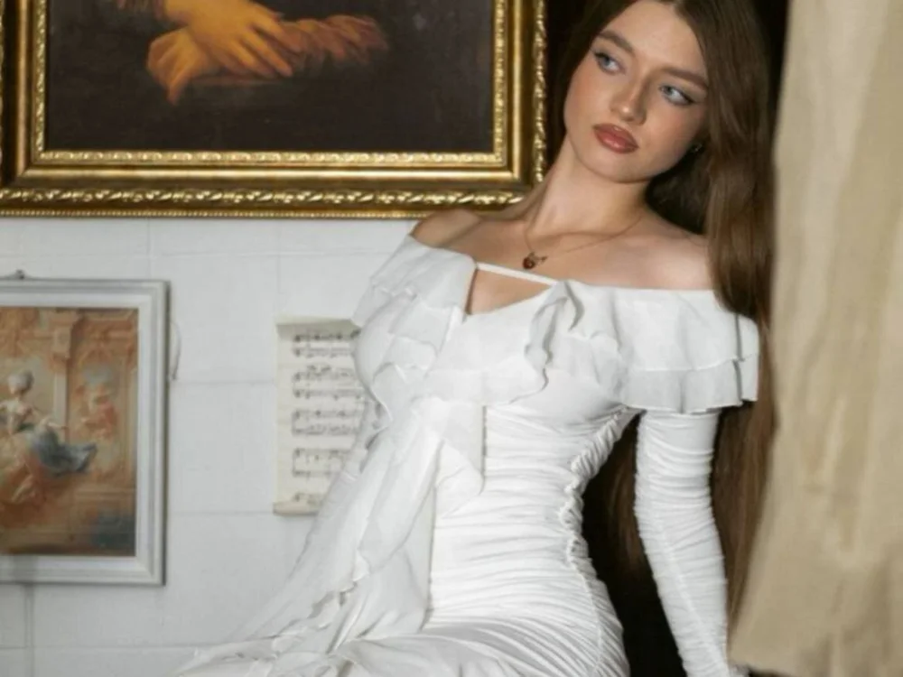 NaomiMayr অফলাইন XXX চ্যাট
