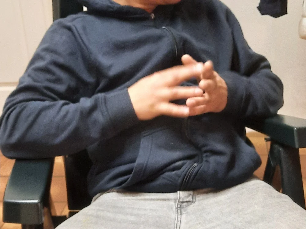 oniNl23's Offline Chat Room