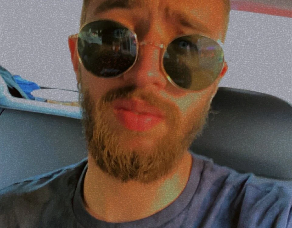 SugarBabyBoo's Offline Chat Room