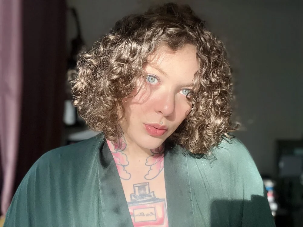 antonellastonne Chat XXX offline