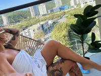 Nina_velvet01