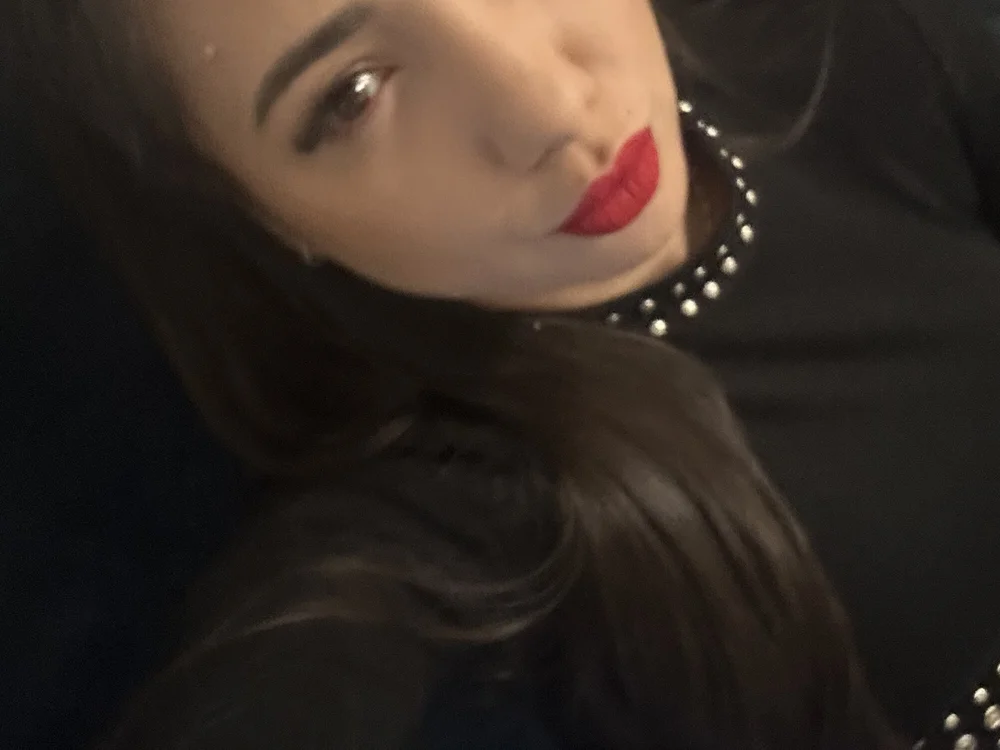 airam22's Offline XXX Chat