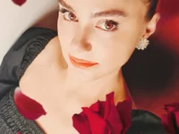 Angelaxxdemir offline chatrum