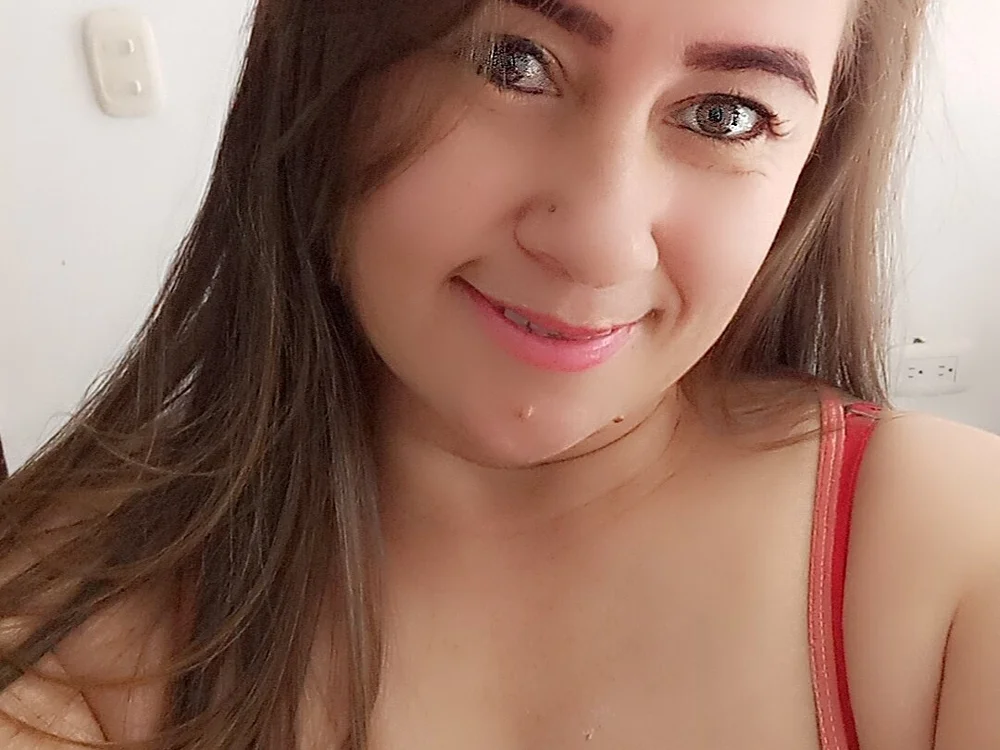 sofhia394244's Offline XXX Chat