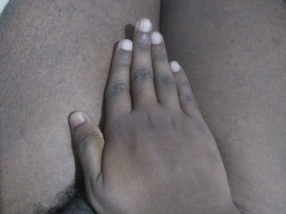 Aneesh007m 離線 XXX 聊天