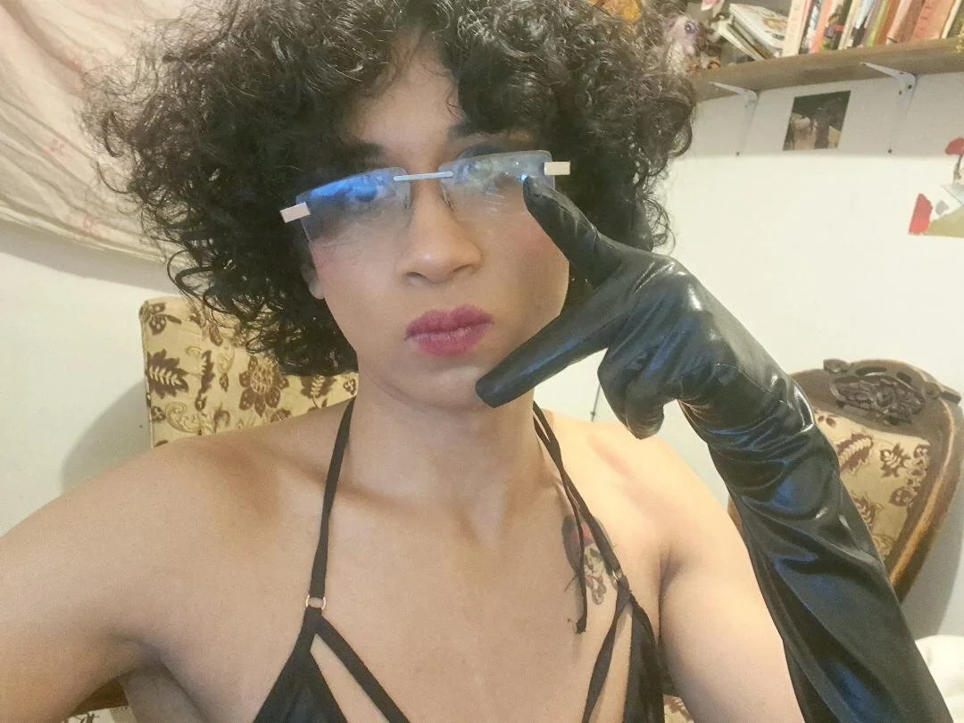 Cassandra_Nieves69 cover photo