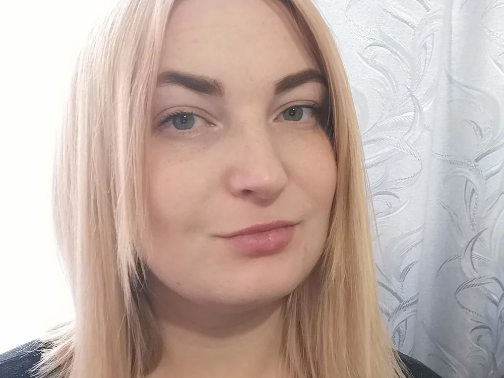 RoyalAmber's Offline Chat Room