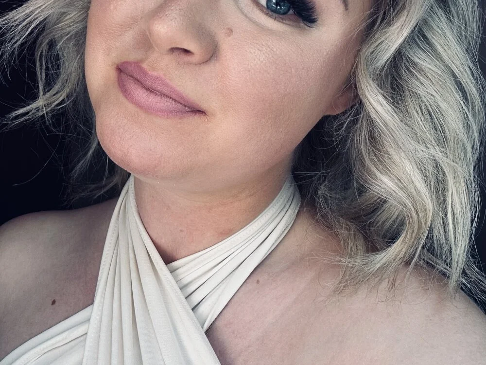 Mia555-のオフラインXXXチャット