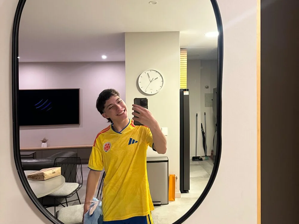 Offline XXX chat Noah_Kirk_