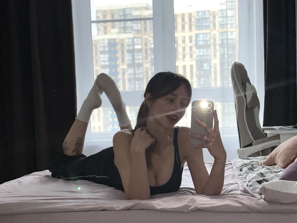 _Alissaa 离线XXX聊天