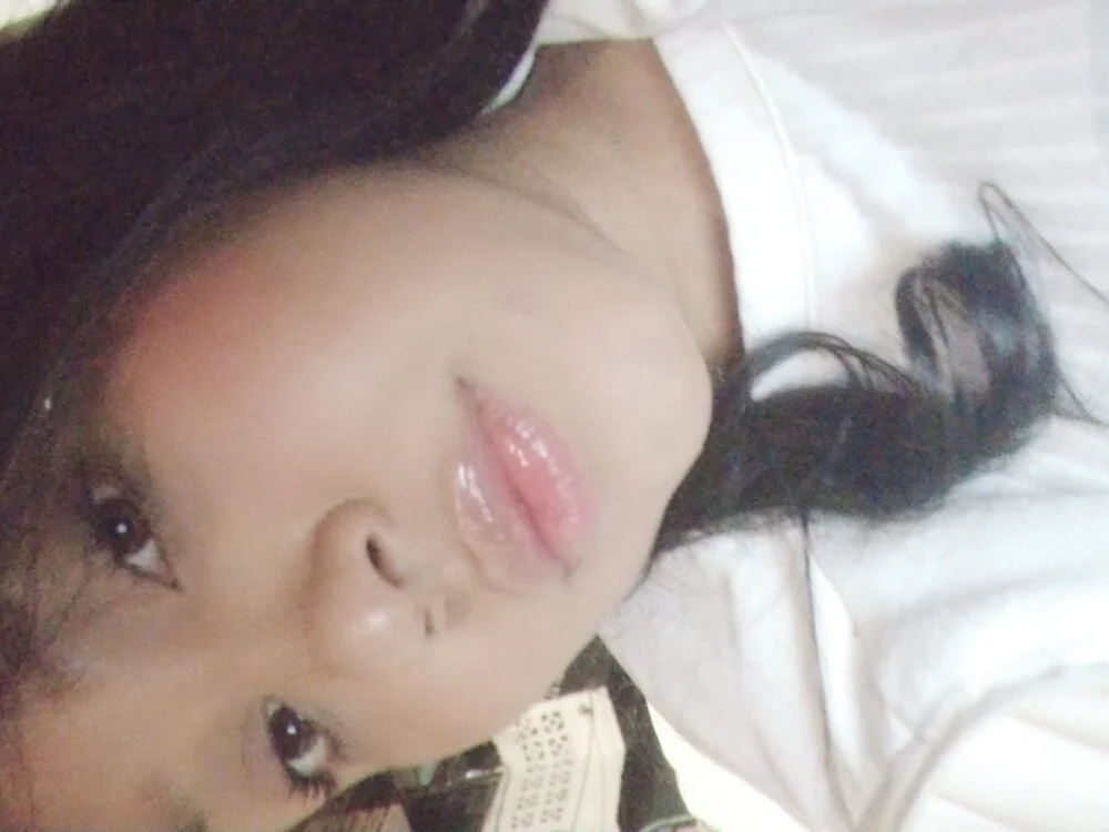 LunaHills_1's Offline XXX Chat