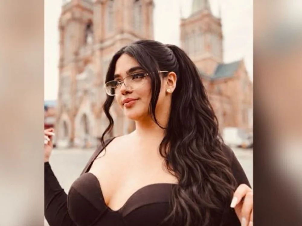 SamanthaBloom's Offline XXX Chat