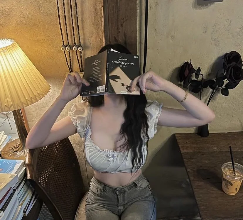 Yiya-a's Offline XXX Chat