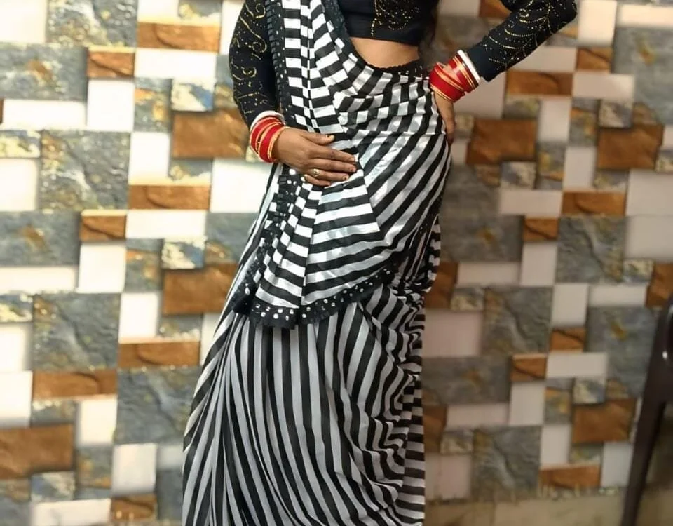 Sarita_Bhabhi_: офлайн-секс-чат