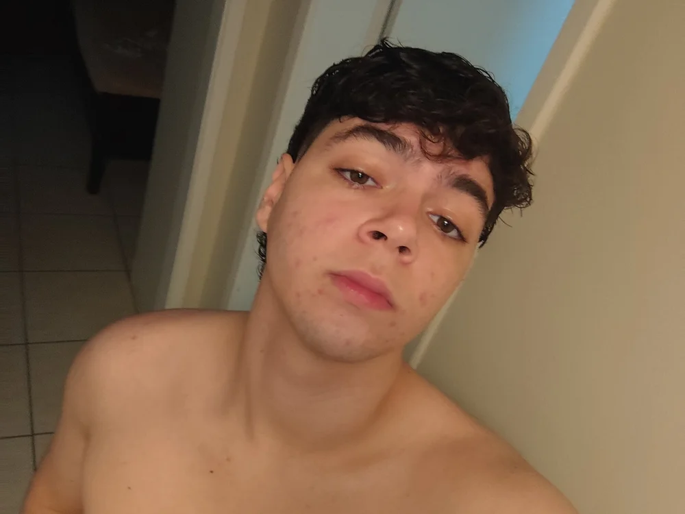 Freak_b4by's Offline XXX Chat