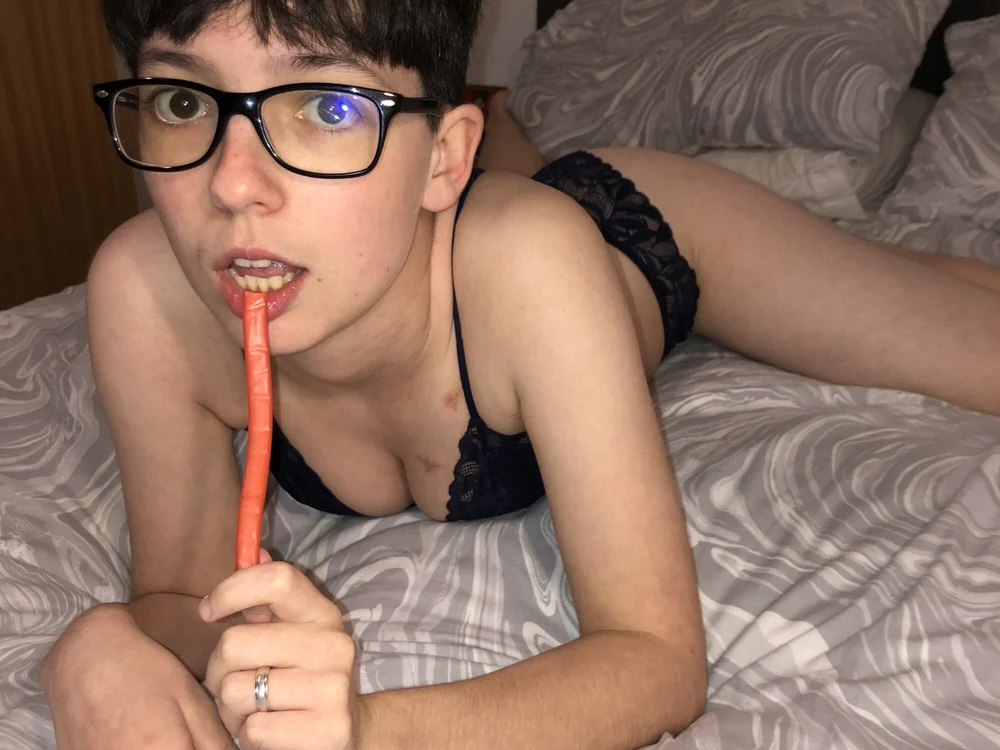 nickandjasper's Offline Chat Room