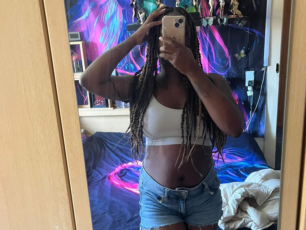 Alejalozano's Offline XXX Chat