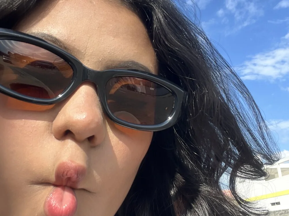 brownxlips1 Offline XXX-Chat