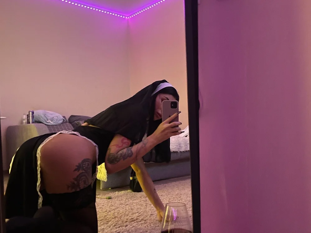 velvet_dream18 Chat XXX offline