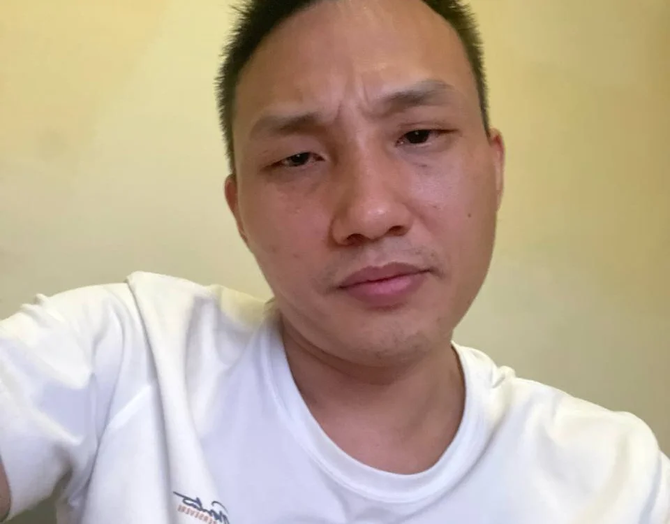 poilkjmnbm112233 离线XXX聊天