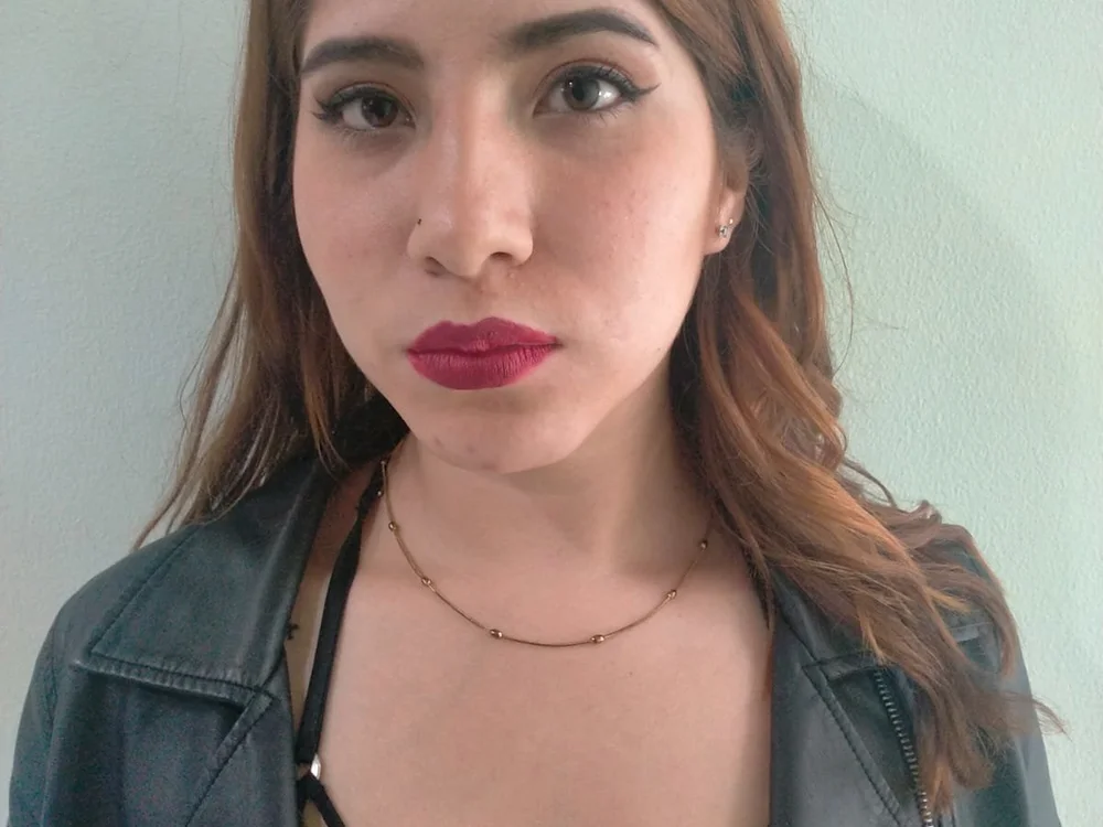 Ariel_sexx_'s Offline XXX Chat