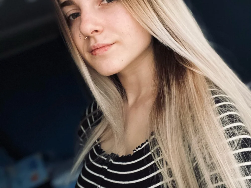 MimiDasha's Offline Chat Room
