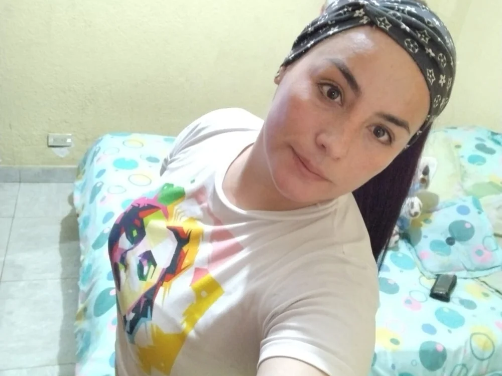 Valentina_Moreno offline chatrum
