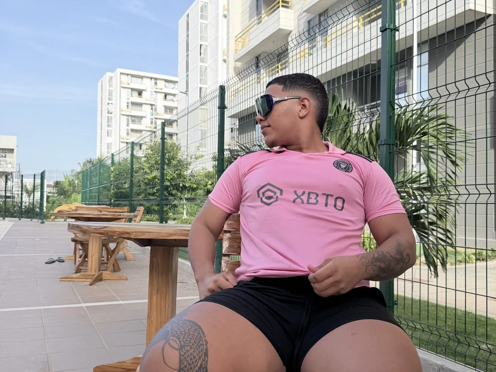 caraballo2625's Offline XXX Chat