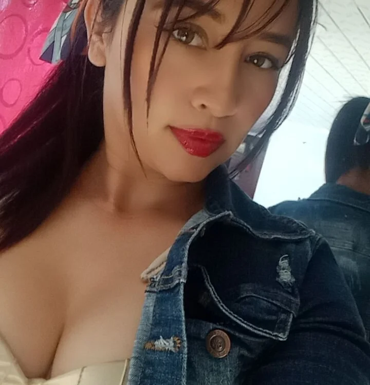 Katy_baby_ Adlı Modelin Çevrimdışı XXX Sohbeti