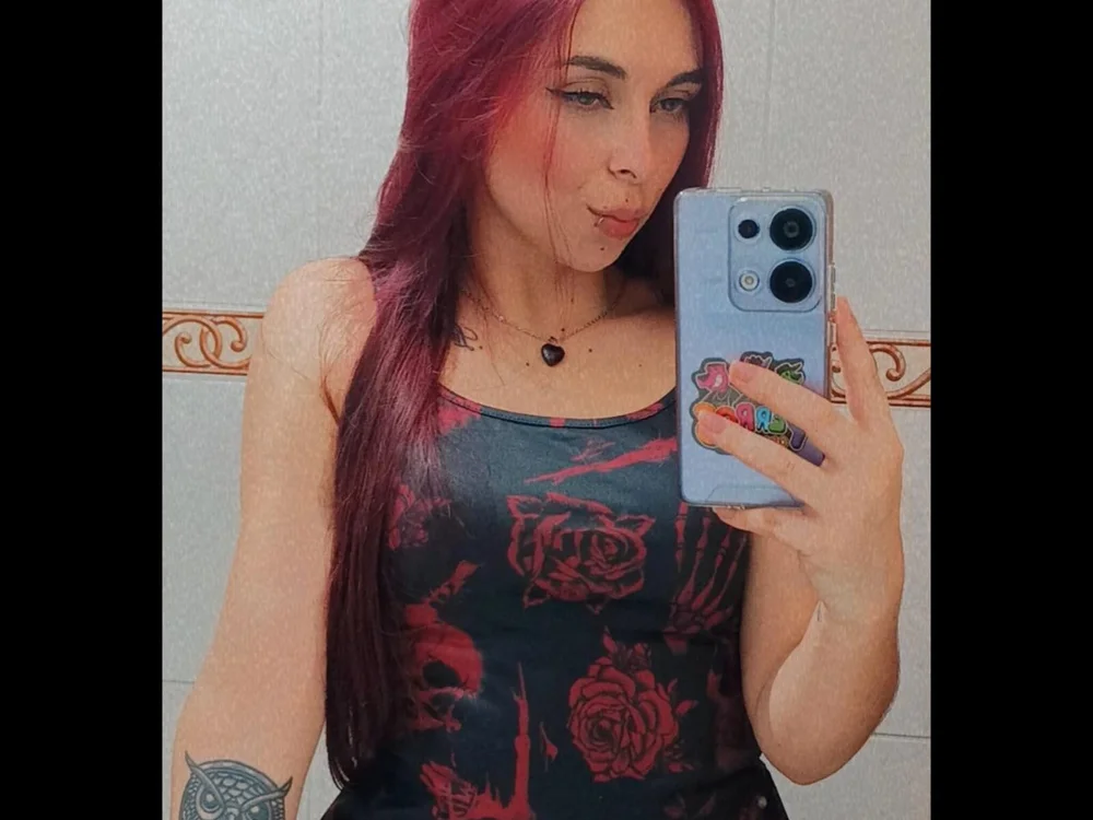 Scarlet_rose15 offline chatrum
