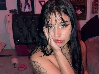 Violett_Danteex