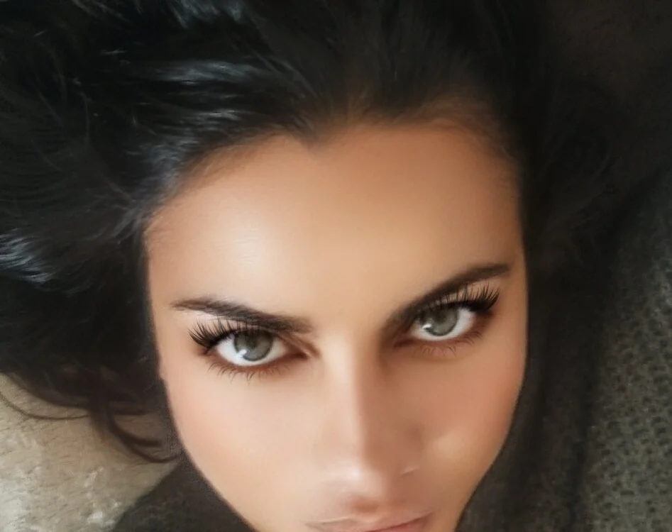 Sassy-Bella offline chatrum