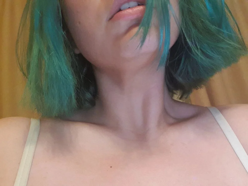 Laska_vay's Offline XXX Chat
