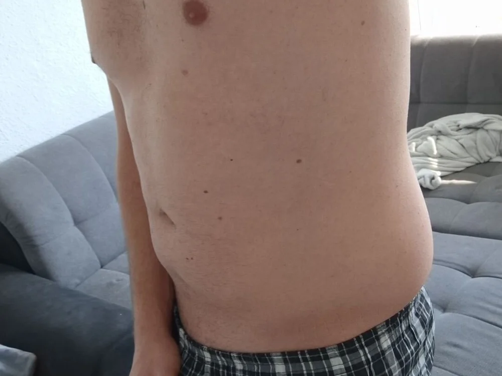 6Toni9's Offline XXX Chat