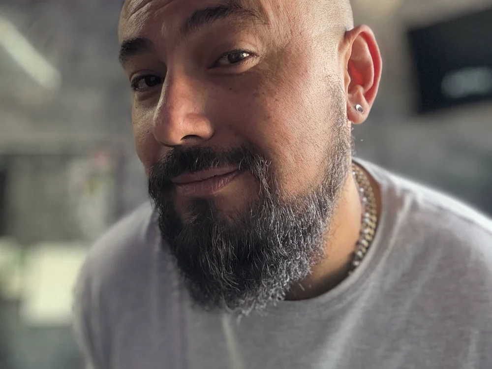 Edgar83Mex's Offline Chat Room