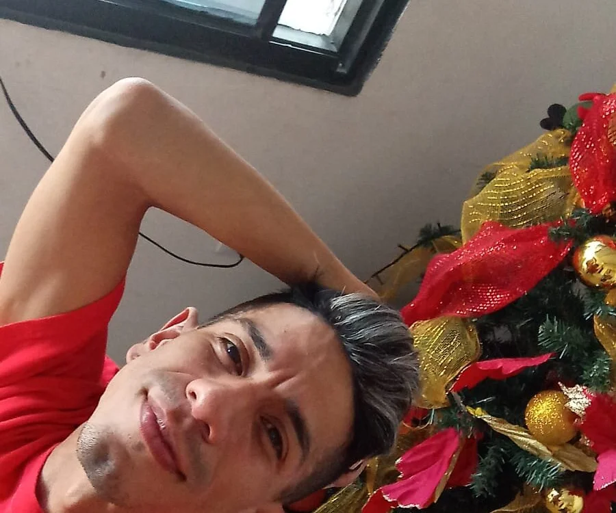 Offline chatovací místnost MANUELSTRIPER