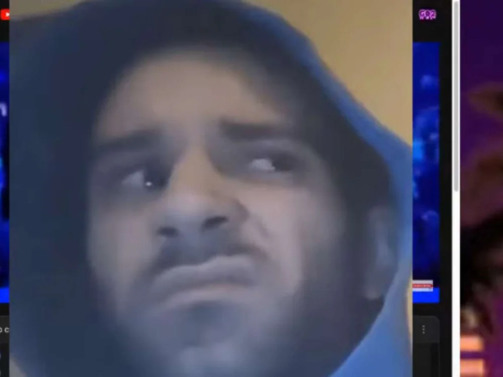 Tommy792's Offline Chat Room