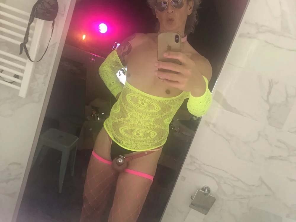 patty_porneaux's Offline XXX Chat