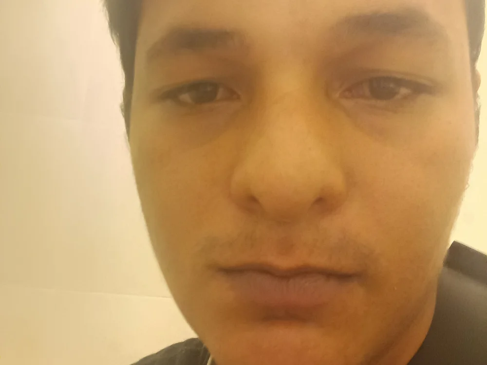 Danielooez's Offline Chat Room