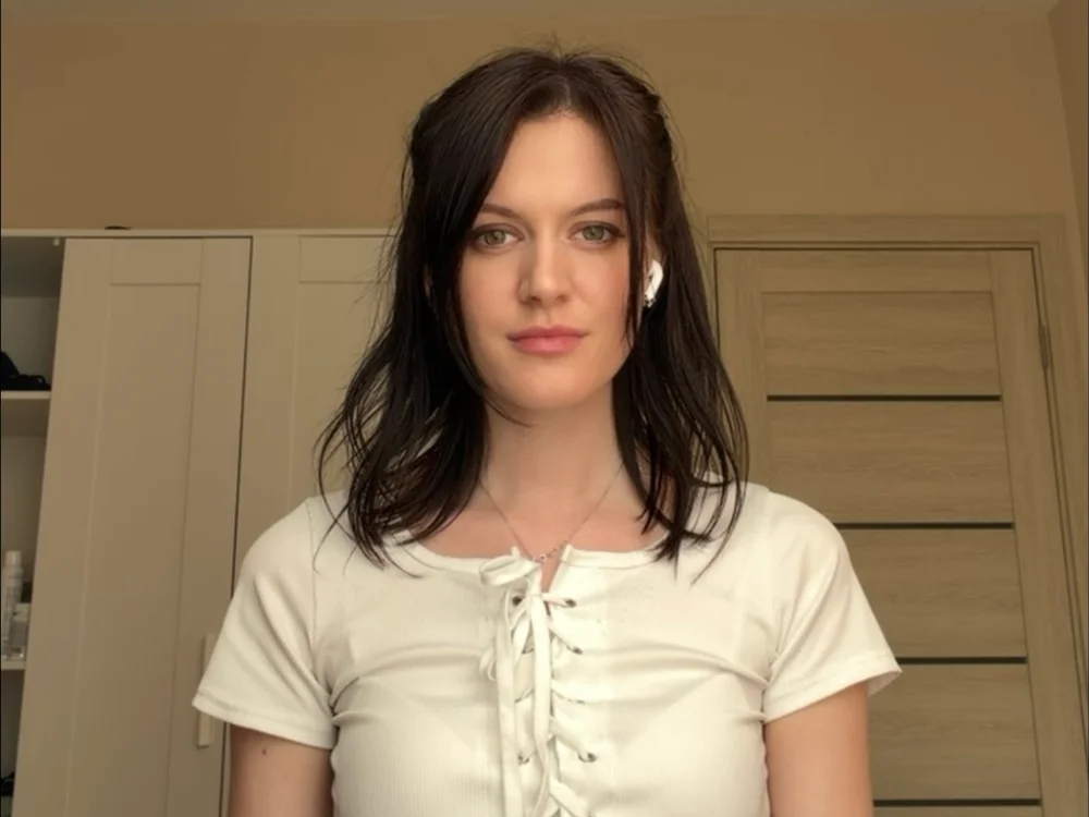 YourChristine Adlı Modelin Çevrimdışı XXX Sohbeti