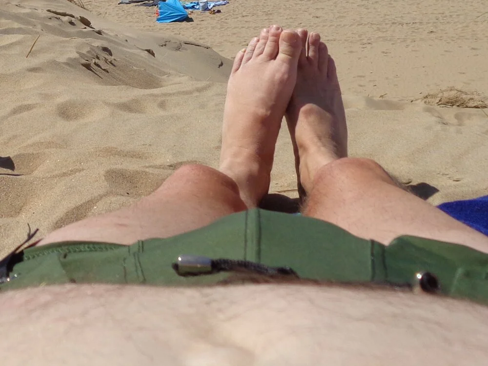 Alain-Bertrand Chat XXX Ngoại tuyến